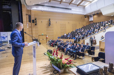 Prof. PRz M. Ruszel i uczestnicy wydarzenia,