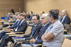 Goście i uczestnicy konferencji CZT Aeronet DL oraz Forum Współpracy Nauka-Gospodarka